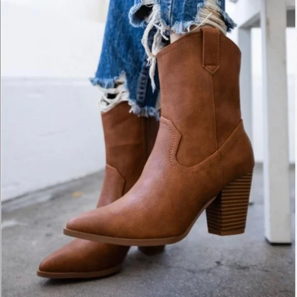 Tan Cowboy Booties - Picture 1 of 4